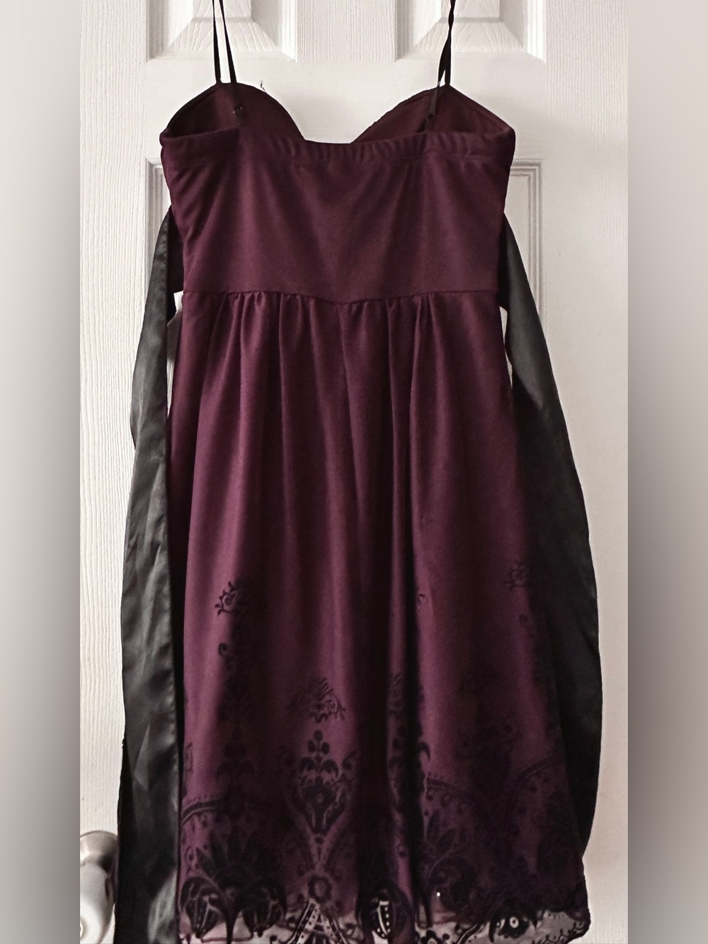 Y2K 2000’s Speechless Plum Strapless Dress with Black Sash - Picture 5 of 6